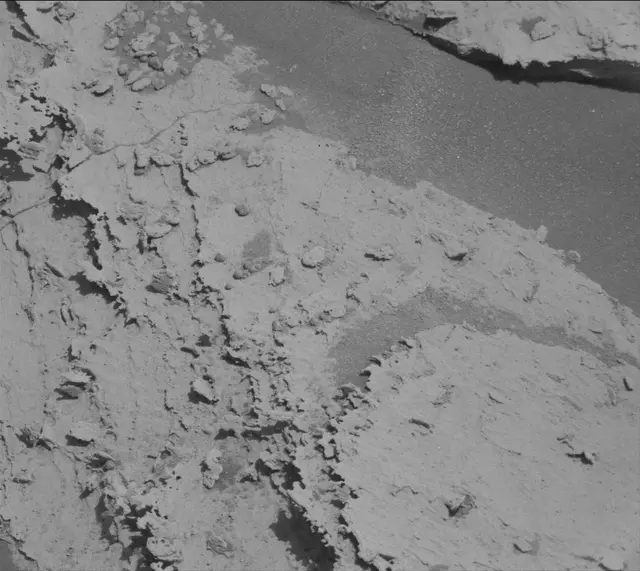 Sol 3996: Mast Camera (Mastcam)