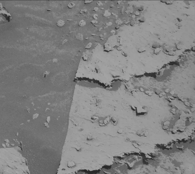Sol 3996: Mast Camera (Mastcam)