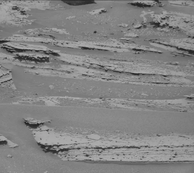 Sol 3998: Mast Camera (Mastcam)