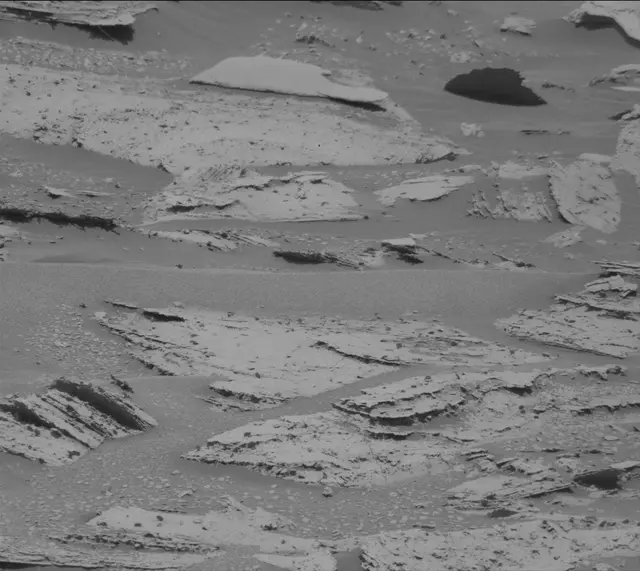 Sol 3998: Mast Camera (Mastcam)