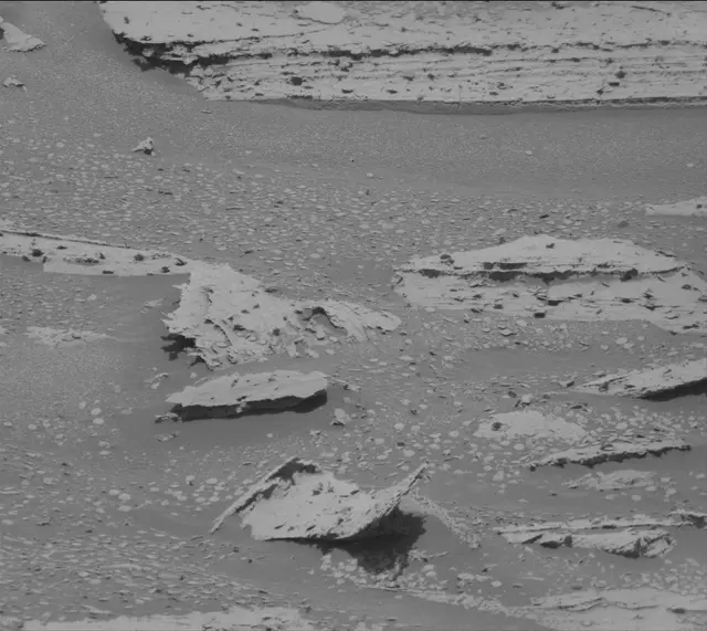 Sol 3998: Mast Camera (Mastcam)