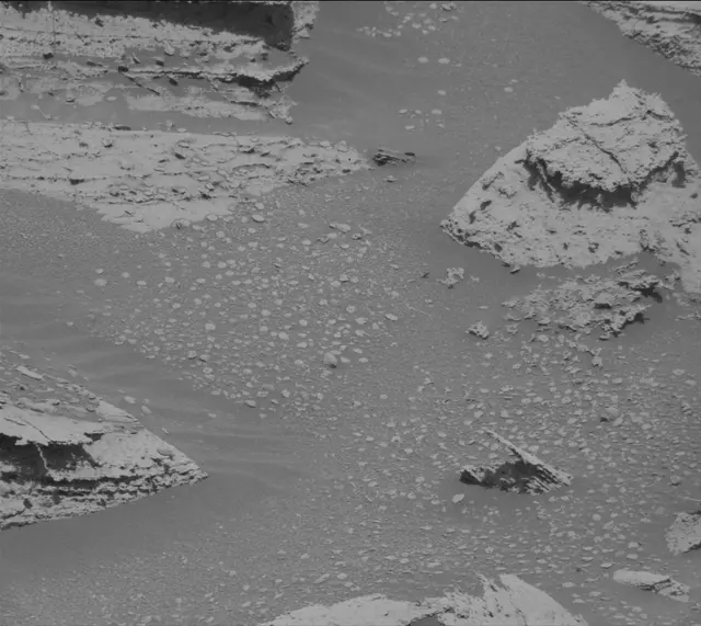 Sol 3998: Mast Camera (Mastcam)
