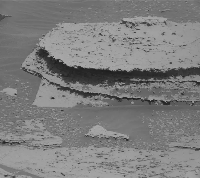 Sol 3998: Mast Camera (Mastcam)