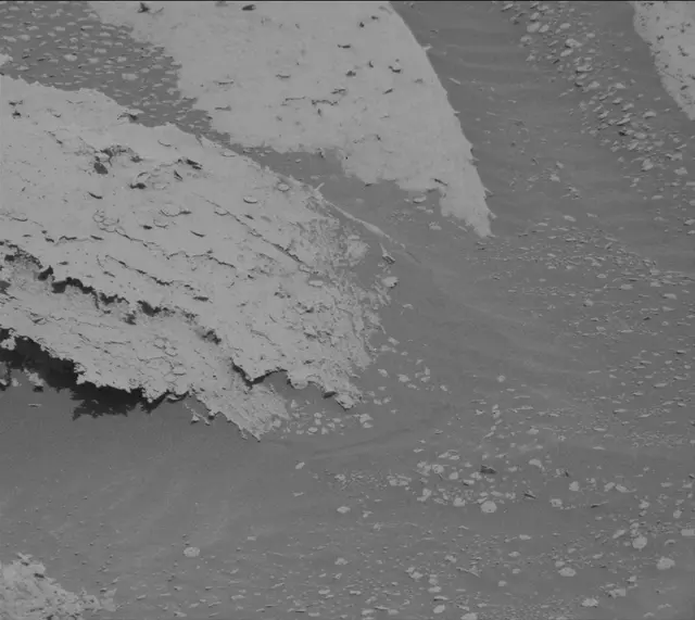 Sol 3998: Mast Camera (Mastcam)