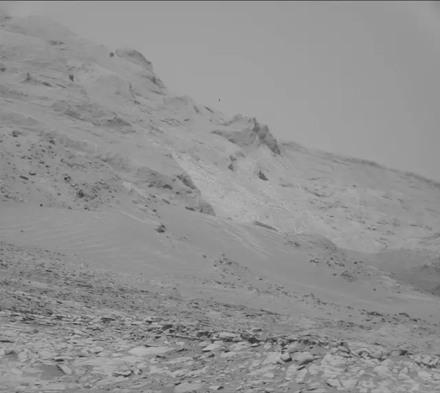 Sol 3999: Mast Camera (Mastcam)