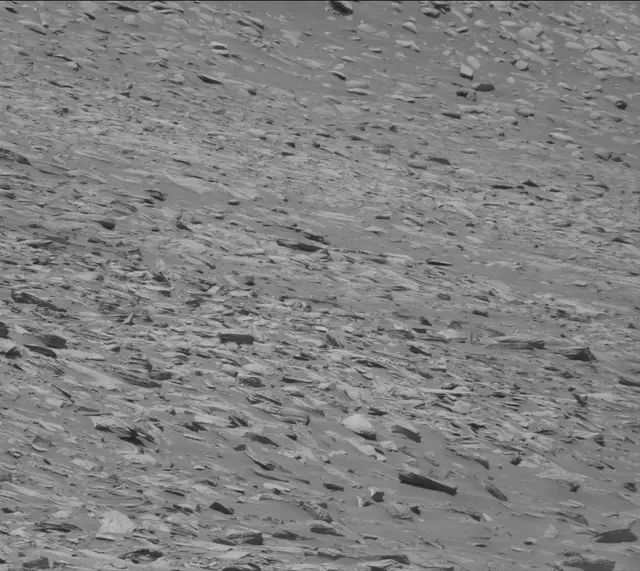 Sol 3999: Mast Camera (Mastcam)