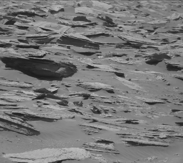 Sol 3999: Mast Camera (Mastcam)