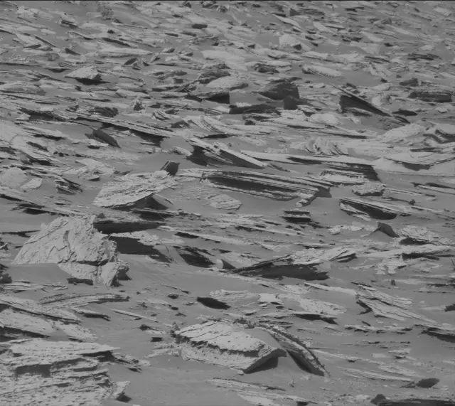 Sol 3999: Mast Camera (Mastcam)