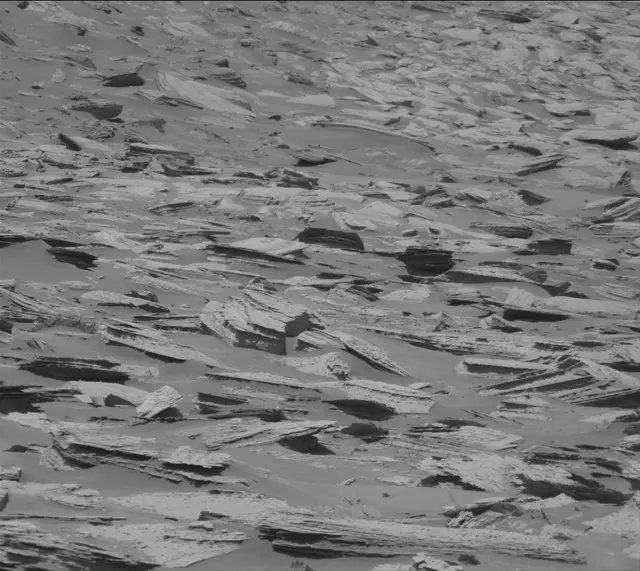 Sol 3999: Mast Camera (Mastcam)