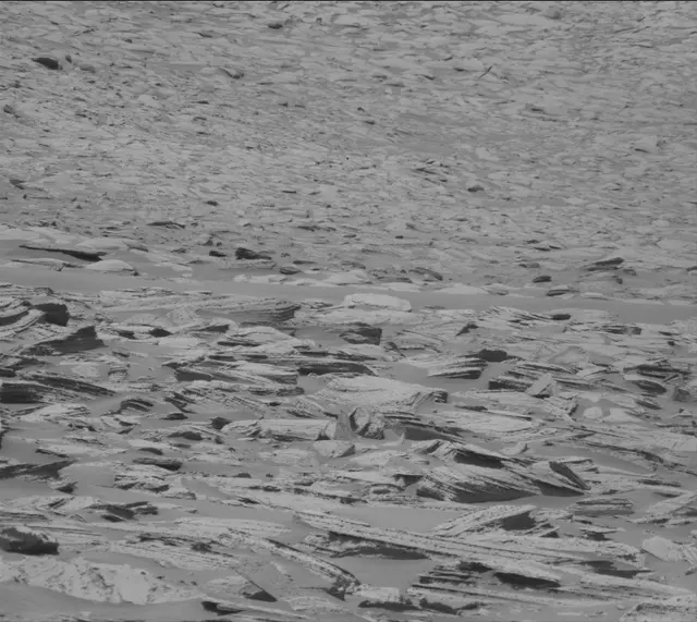 Sol 3999: Mast Camera (Mastcam)