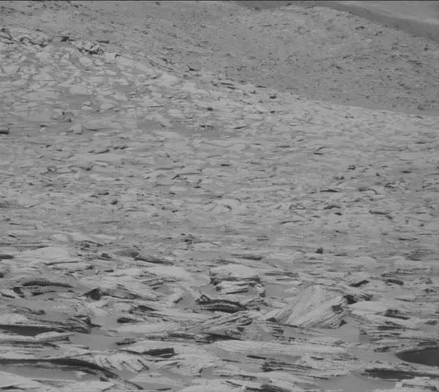 Sol 3999: Mast Camera (Mastcam)