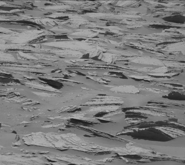 Sol 3999: Mast Camera (Mastcam)