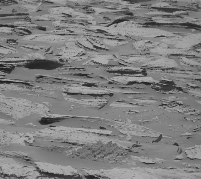 Sol 3999: Mast Camera (Mastcam)