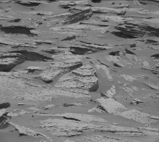 Sol 3999: Mast Camera (Mastcam)