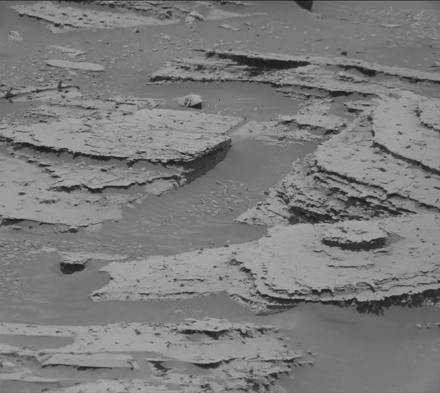 Sol 3999: Mast Camera (Mastcam)