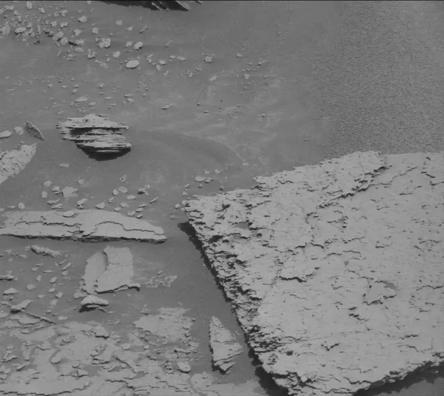 Sol 4000: Mast Camera (Mastcam)