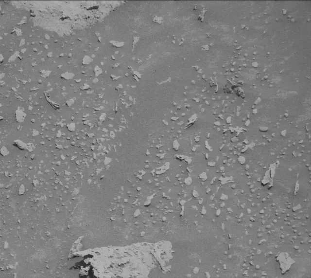 Sol 4000: Mast Camera (Mastcam)