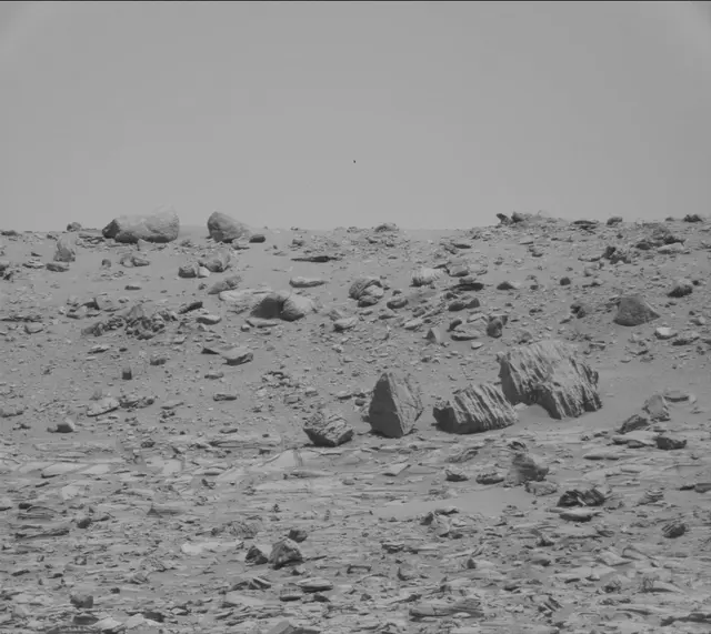 Sol 4001: Mast Camera (Mastcam)
