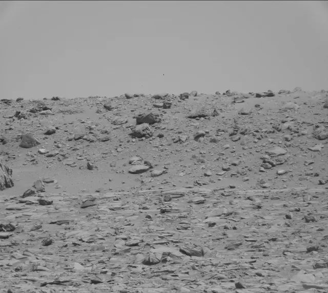 Sol 4001: Mast Camera (Mastcam)