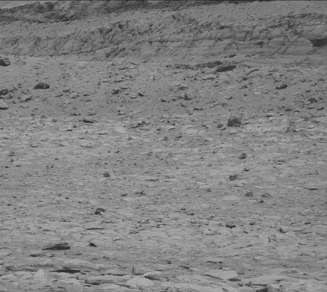 Sol 4001: Mast Camera (Mastcam)