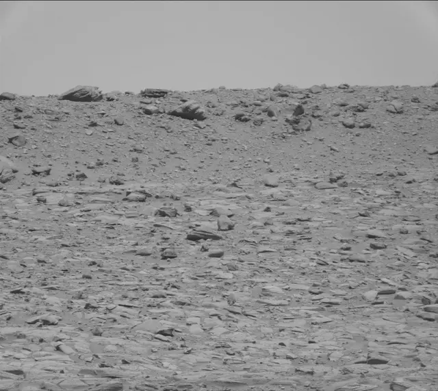 Sol 4023: Mast Camera (Mastcam)