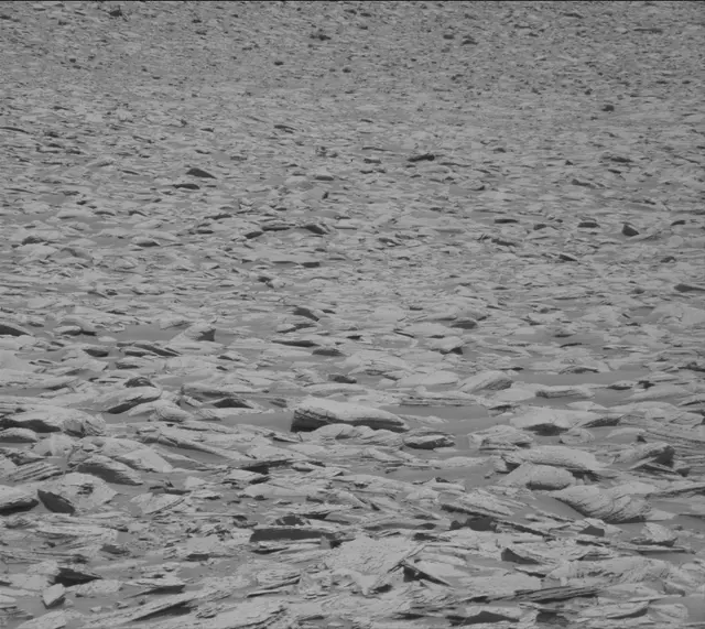 Sol 4023: Mast Camera (Mastcam)
