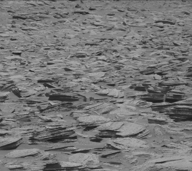 Sol 4023: Mast Camera (Mastcam)