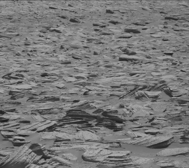 Sol 4023: Mast Camera (Mastcam)