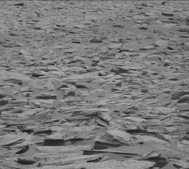 Sol 4023: Mast Camera (Mastcam)