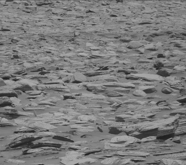 Sol 4023: Mast Camera (Mastcam)