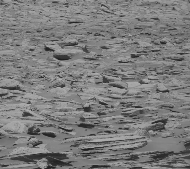 Sol 4023: Mast Camera (Mastcam)