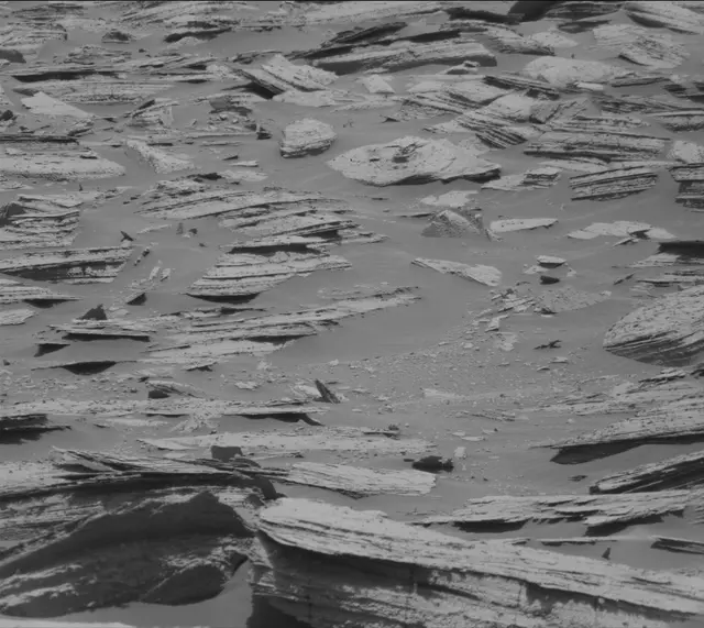 Sol 4023: Mast Camera (Mastcam)