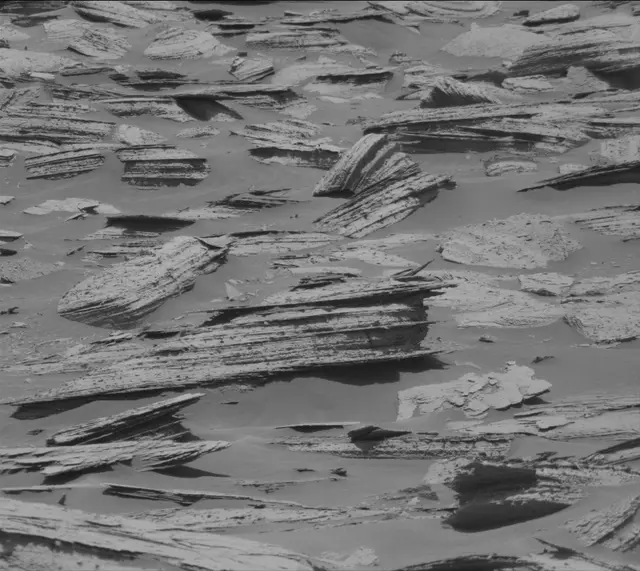 Sol 4023: Mast Camera (Mastcam)