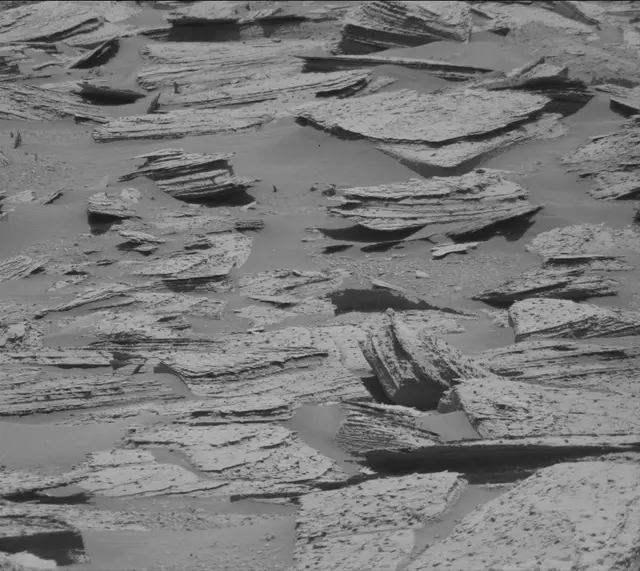 Sol 4023: Mast Camera (Mastcam)