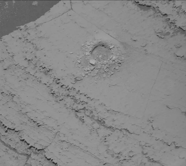 Sol 4023: Mast Camera (Mastcam)
