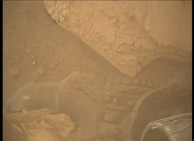 Sol 4023: Mars Descent Imager (MARDI)