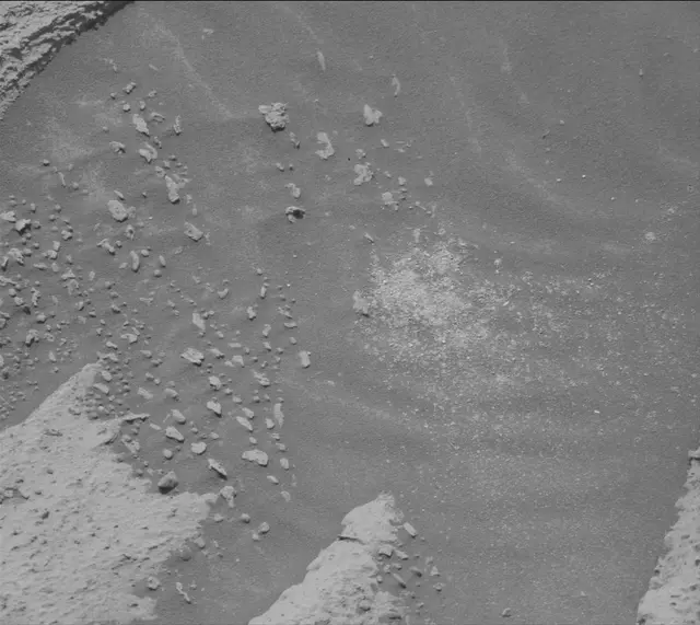 Sol 4024: Mast Camera (Mastcam)
