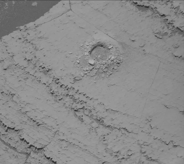 Sol 4024: Mast Camera (Mastcam)