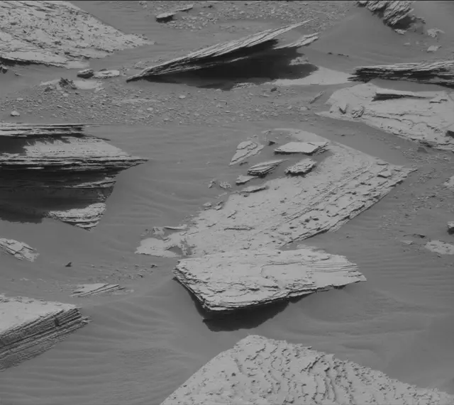 Sol 4028: Mast Camera (Mastcam)