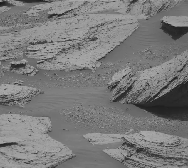 Sol 4028: Mast Camera (Mastcam)