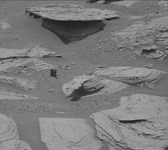 Sol 4028: Mast Camera (Mastcam)