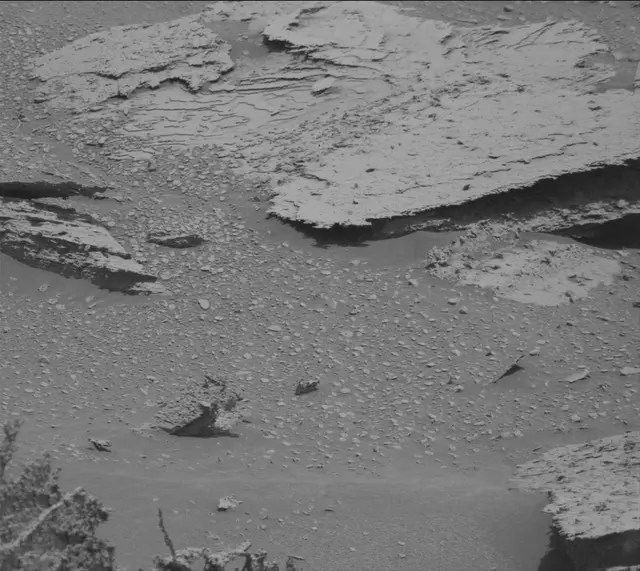 Sol 4028: Mast Camera (Mastcam)