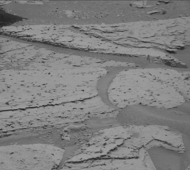 Sol 4028: Mast Camera (Mastcam)