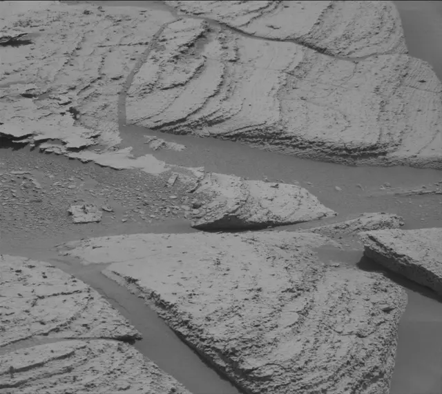 Sol 4028: Mast Camera (Mastcam)