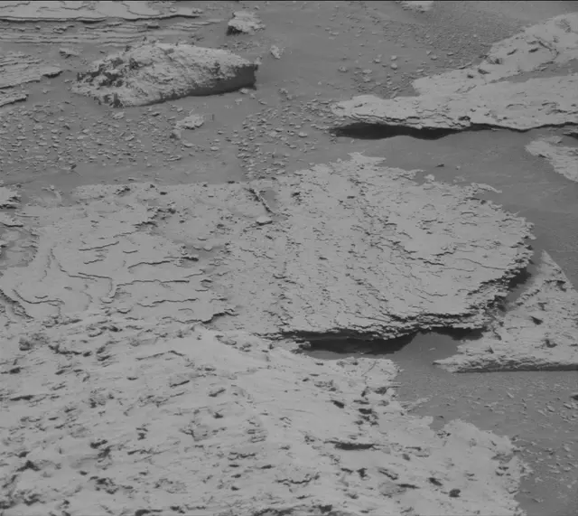 Sol 4028: Mast Camera (Mastcam)