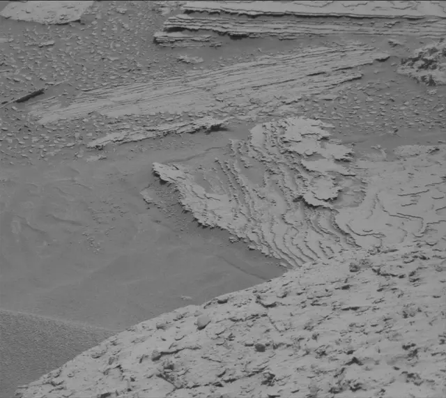 Sol 4028: Mast Camera (Mastcam)