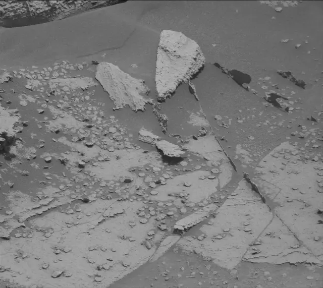 Sol 4028: Mast Camera (Mastcam)