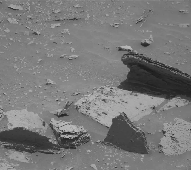 Sol 4028: Mast Camera (Mastcam)