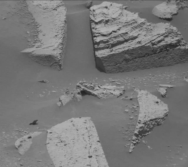 Sol 4028: Mast Camera (Mastcam)