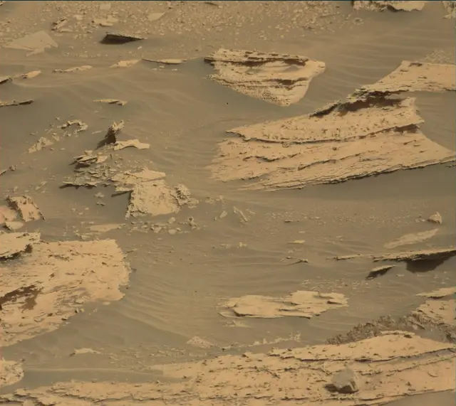 Sol 4028: Mast Camera (Mastcam)